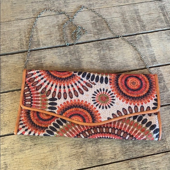 Handbags - NWT Lace embroidered clutch shoulder bag